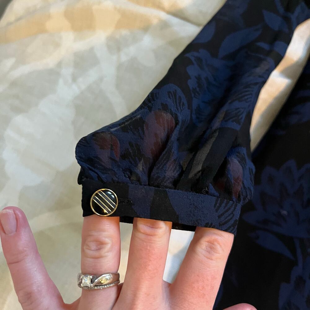 Tory Burch black blue floral silk long sleeve blouse women size 2 - Picture 4 of 9